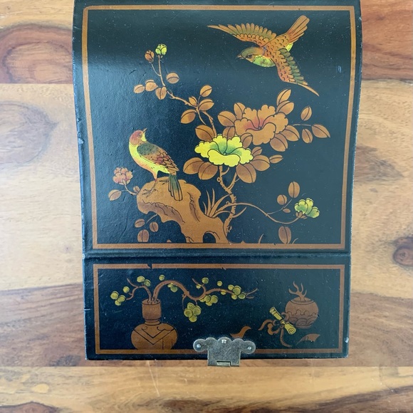 Antique Scenic Hand Painted Asian Jewelry Box With Mirror Inset - Picture 2 of 15